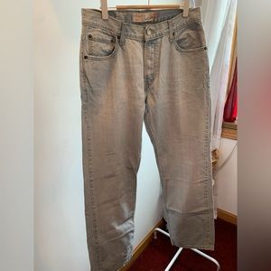 Levi’s Low Rise Relaxed Jeans